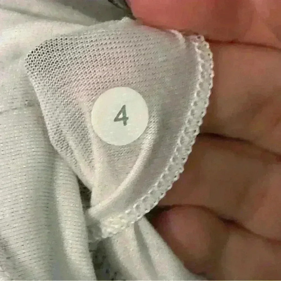 Lululemon Running In The City Tank Size 4 Floral White Multi Pistachio Leaf Mesh - Picture 6 of 7